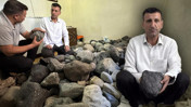 Taş Avcısı Hüseyin! Herkes 'Boş İş' Dedi, O Vazgeçmedi! Yüzlerce Taşı Evinin Bir Odasında Biriktirdi! Şimdi Bilim İnsanları Peşinde