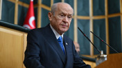 Süreç Yasasında İlk İmzayı Atan Bahçeli Tarihi Çıkışını Yineledi: 'Demirtaş Evine, Öcalan Umuda, Ahmetler Göreve...'