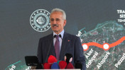 Trabzon’un Trafiğini Rahatlatacak Projede Düğmeye Basıldı! Raylı Sistem İçin Temel Atıldı
