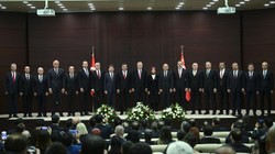 Yeni kabinenin ilk toplantısı bugün: Masada iki önemli konu var