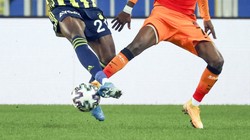 Adı Fenerbahçe ile anılıyordu, Galatasaray atağa kalktı