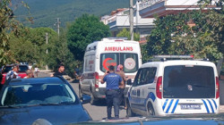 Erdek’te Korkunç Olay: Boşandığı Eşini Yaralayıp Kaçtı