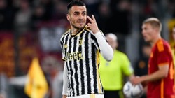 Fenerbahçe'nin Yeni Transferi Kostic, İstanbul'a Geldi