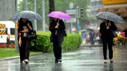 Meteoroloji'den Sağanak Yağış Uyarısı: İstanbul ve Ankara da Listede...