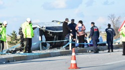 Konya’da Otomobil Takla Attı! 3 Kişi Hayatını Kaybetti