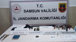 Samsun'da Ev Baskını: Uyuşturucu Madde ve Silah Yakalandı, Tutuklandı