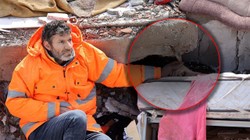 Enkaz Altında Ölen Kızının Elini Bir An Olsun Bırakmamıştı... Acılı Babadan Depremin 2. Yılında Yürek Yakan Sözler