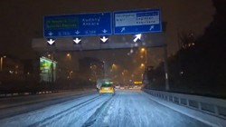 İstanbul Gece Beyaza Büründü: Lapa Lapa Kar Yağdı