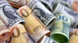 Dolar ve Euroda Günün İlk Rakamları
