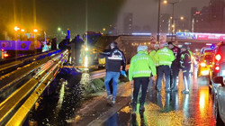 Ataşehir'de Zincirleme Facia! 6 Araç Birbirine Girdi: Ölü ve Yaralılar Var