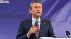 Özgür Özel 'Şaibeli Kurultay' İddialarına Ateş Püskürdü! 'Çirkin Bir Saldırı Yapılıyor, Oyuna Gelenler Oldu'