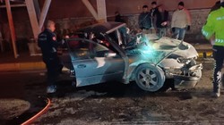Şanlıurfa'da Korkunç Kaza: Sürücü Öldü, Arkadaşı Yaralı