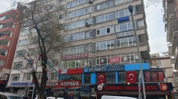 Ankara'da Dehşete Düşüren Olay! Arkadaşını Bıçaklayıp 4. Kattan Atladı