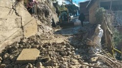 Rize’de Heyelan, 4 Ev Tahliye Edildi