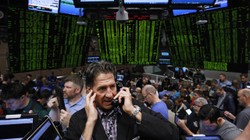 Wall Street'te Kara Pazartesi! Piyasalar Çakıldı, Korku Zirve Yaptı