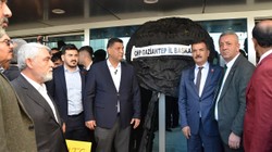 Gaziantep Büyükşehir Belediyesi, Şam ve Halep’i Kardeş Şehir İlan Etti! CHP'den 'Siyah Çelenk' Protestosu