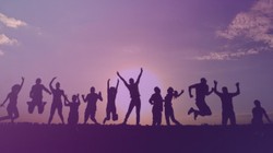 Dünyanın En Mutlu Ülkeleri Açıklandı! Listede Dikkat Çeken Değişim