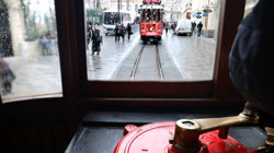 Volkan Konak'a Vefa: Nostaljik Tramvayda Şarkılarıyla Anılıyor