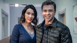 TRT Kadrodan Çıkarmıştı: Aybüke Pusat'ın Rol Arkadaşı Tolga Sarıtaş'tan Tepki Çeken Hareket