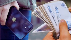 Trump'ın Gümrük Vergileri iPhone'u Fena Vurdu: Fiyatı Dudak Uçuklatacak!