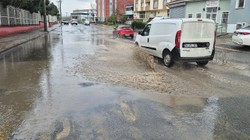 Tekirdağ’da Aniden Bastıran Sağanak Hayatı Felç Etti