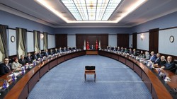 AKP MYK Toplandı! Masada Hangi Konular Var?