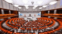 DEVA Partili İsimden Boş İktidar Sıralarına Tepki