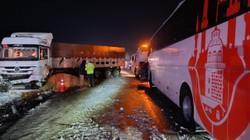 Samsun-Ankara Yolunda Feci Kaza! Yolcu Otobüsü ile Tır Çarpıştı: Yaralılar Var