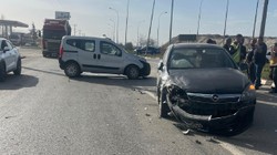 Afyonkarahisar’da İki Araç Kazaya Karıştı, Biri Bebek Beş Yaralı