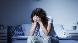 Gece Uyanma Sorununu Tümden Değiştiriyor! 2 Malzeme ile Bütün Gece Pamuk Gibi Uyuyacaksınız