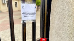 İstanbul’da Depremden Hasara Gören Cami Mühürlendi