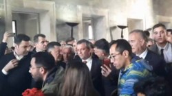 Özgür Özel ve Vatandaşlar Anıtkabir’e Ulaştı