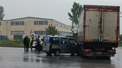 Bursa’da Trafik Kazası, 1 Sürücü Hafif Yaralandı