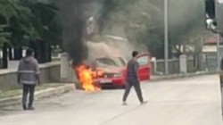 Isparta’da Seyir Halindeki Otomobil Alev Aldı