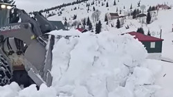 Giresun’da Yayla Yollarını Kardan Temizleme Çalışmaları