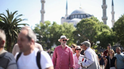 Fiyatlar Uçtu, Turist Kaçtı: İstanbul'da Tatil Cep Yakıyor