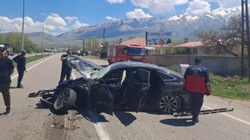 Van'da Feci Kaza: Otomobil Takla Attı, Sürücü Yaralandı