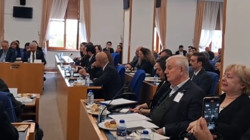 Meclis Gözyaşlarına Boğuldu! Kartalkaya'da Acıya Bile Engel: Ailesini Kaybeden Anneye 'Vali Bey Üzülüyor, Burada Ağlama' Demişler