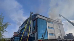 Esenyurt'ta Tekstil Fabrikasında Yangın