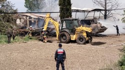 Ayvalık’ta Kereste Deposunda Büyük Yangın: Müdahale Saatler Sürdü