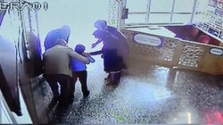 Boğazına Şeker Kaçan Öğrenciyi Heimlich Manevrasıyla Kurtardı