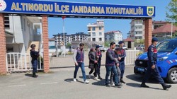 Ordu'da Zehir Tacirlerine Operasyon: 700 Gram Metamfetaminle Yakalandılar