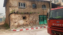 Afyonkarahisar'da Kerpiç Ev Küle Döndü