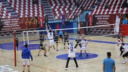 Ağrı’da Voleybol Şöleni: Ağrı Adalet Şampiyon Oldu