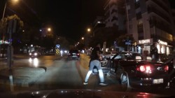 Karşıyaka’da Döner Bıçaklı Trafik Kavgası: Sürücü Tutuklandı