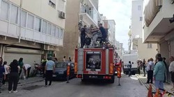 Antalya’da Depo Yangınında 4 Kişi Dumandan Etkilendi