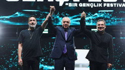 Sagopa Kajmer ve Ferhat Göçer, Cumhurbaşkanı Erdoğan ile Sahnede