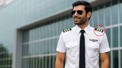 Pilotların Üniformalarındaki Çizgilerin Sırrı Çözüldü! Meğer Bu Anlama Geliyormuş