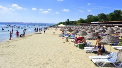 İstanbul'da Denize Girilebilecek En Temiz Plajlar Belli Oldu: Suyu Cam Gibi, Denizi Çarşaf Gibi