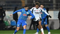 Beşiktaş'a Evinde Rizespor Çelmesi! Üçüncülük Hedefi Zora Girdi